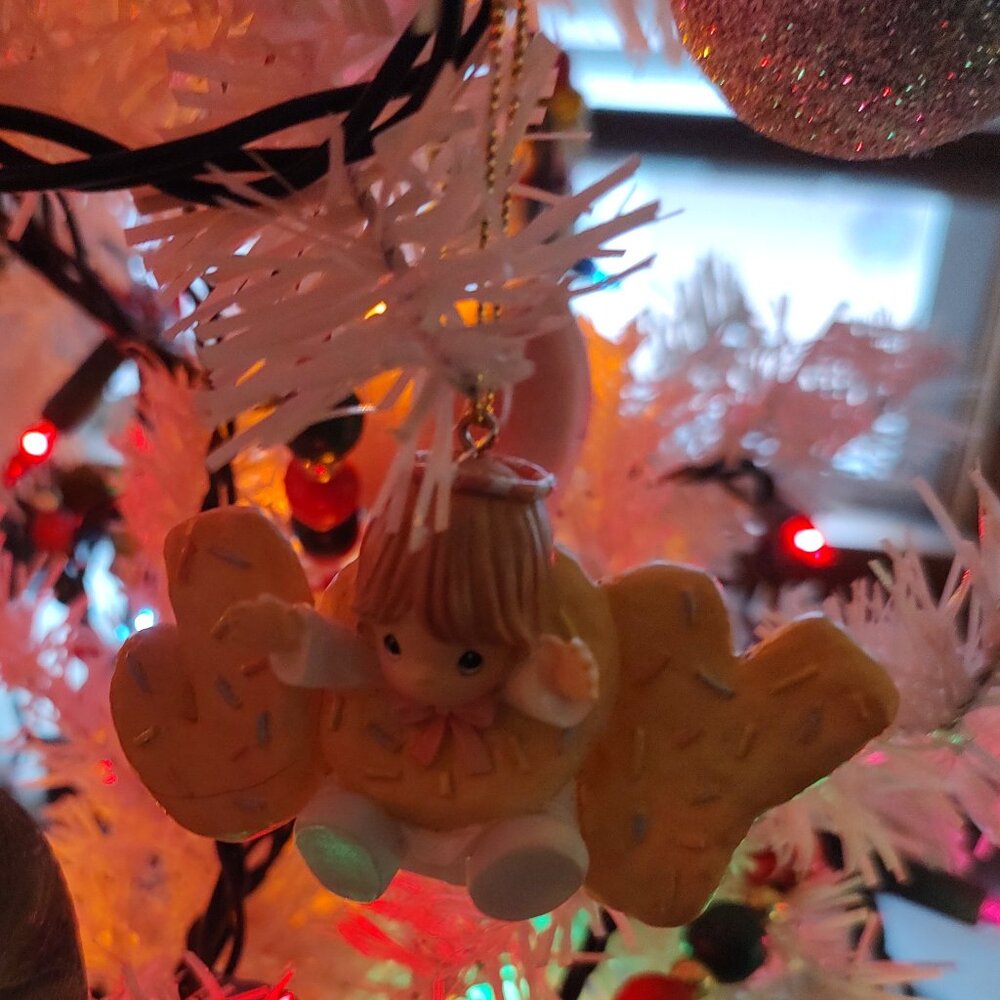 Precious moments Joy angel child ornament